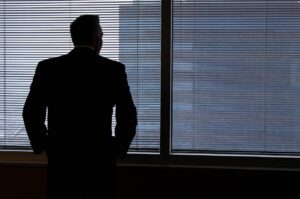 積立NISAをやめるべきタイミングはいつですか？