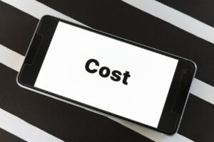 投資におけるリスクと税金の影響を計算する方法は？